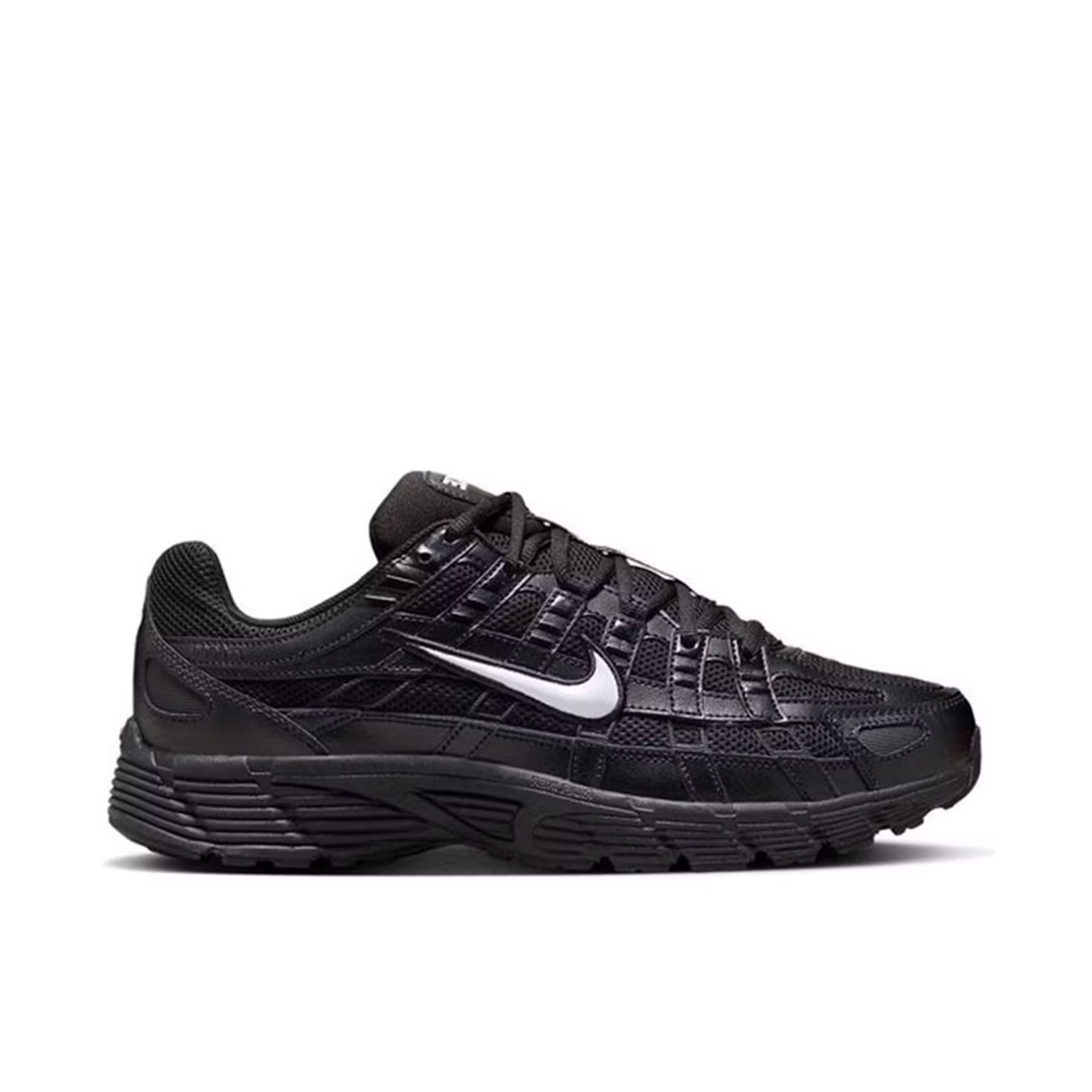 NIKE P-6000 - BLACK / WHITE
